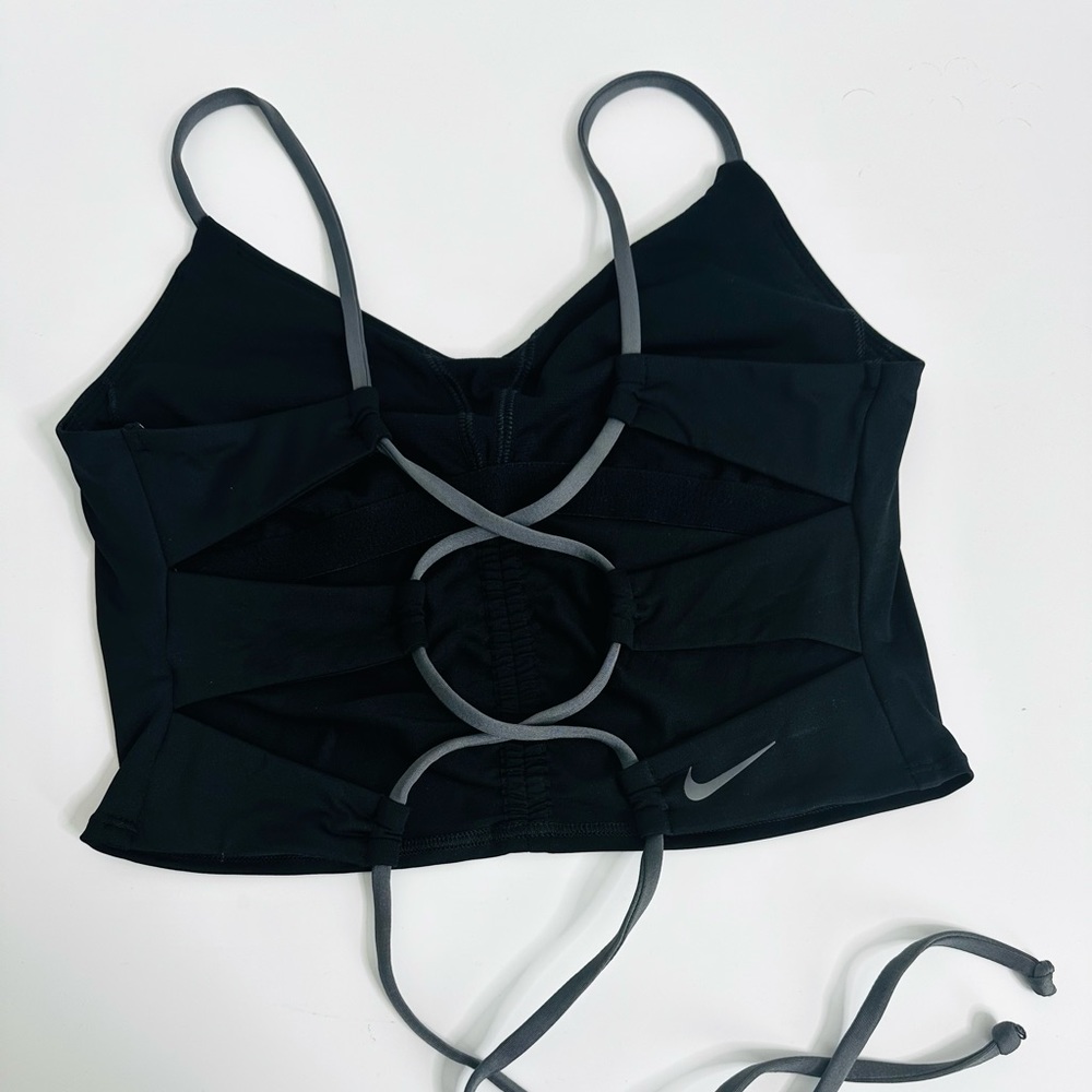 Crop top -Nike